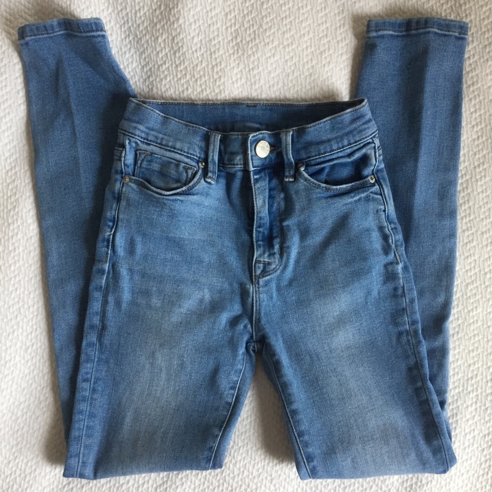 BDG Light Wash Twig Skinny Jeans
